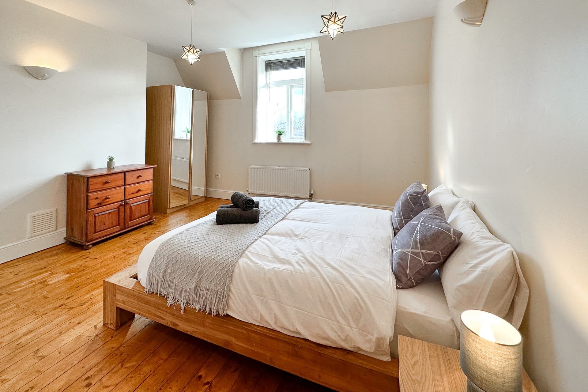 Carlton Co-Living - Private Room Self-Cater - Image 5
